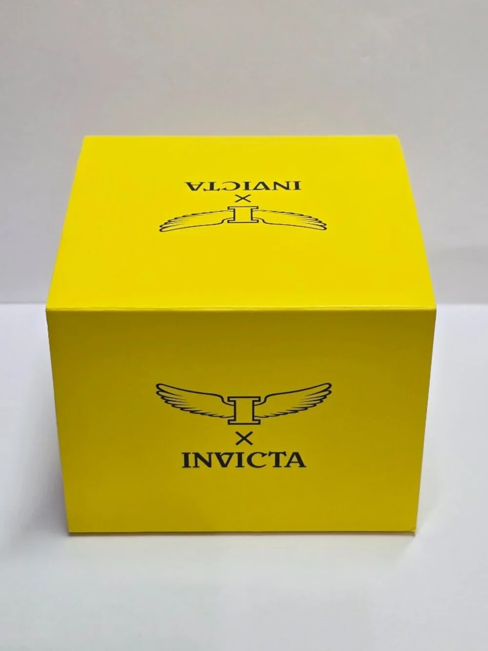 Invicta Specialty I by Invicta Men's Watch - 42mm. Silver, Green (69042)